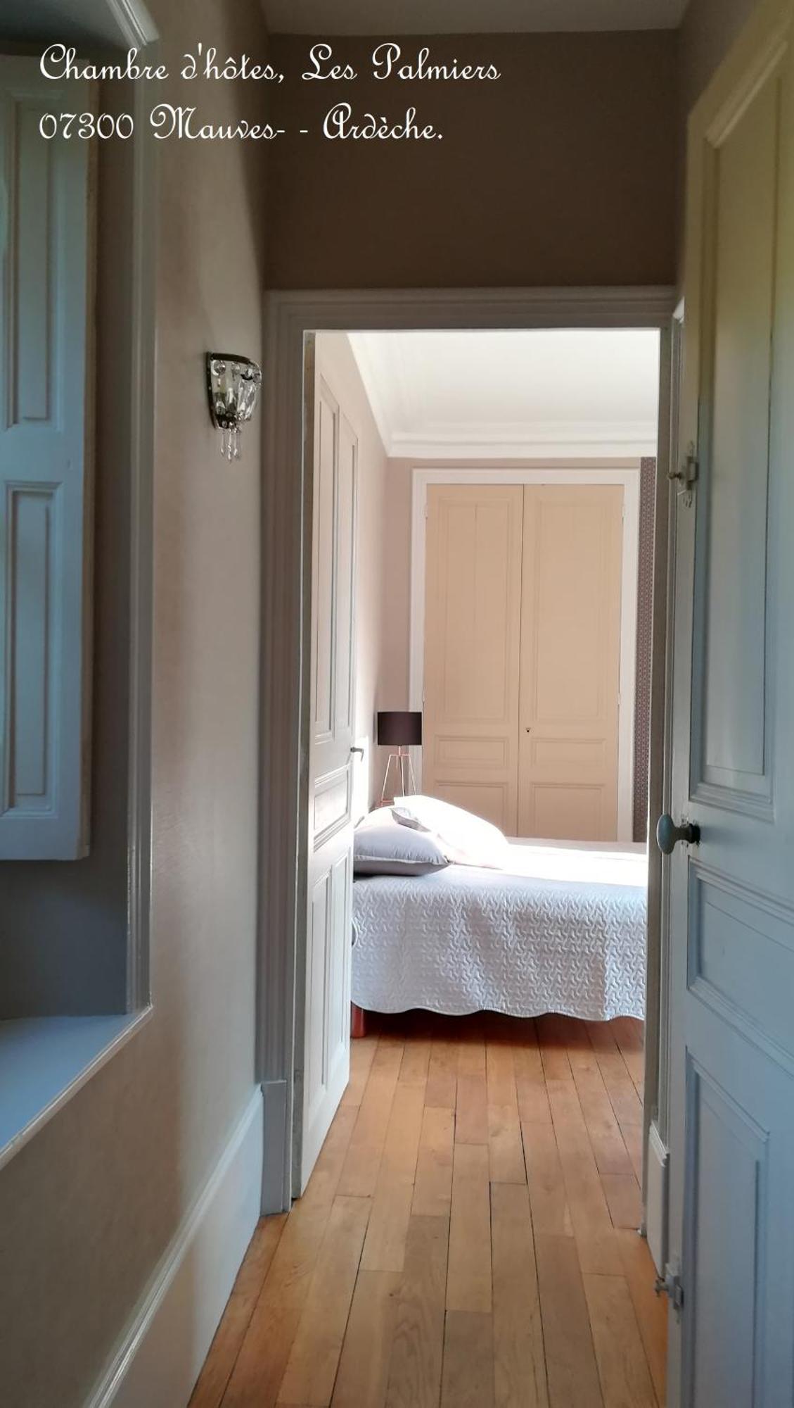 Les Palmiers Bed & Breakfast Mauves ภายนอก รูปภาพ